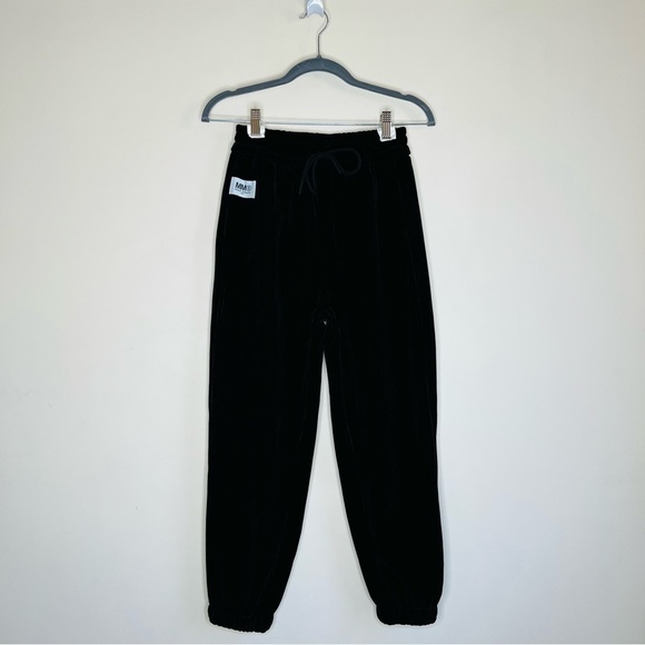 MM6 Margiela Cropped Sweatpants in Black - Picture 1 of 14